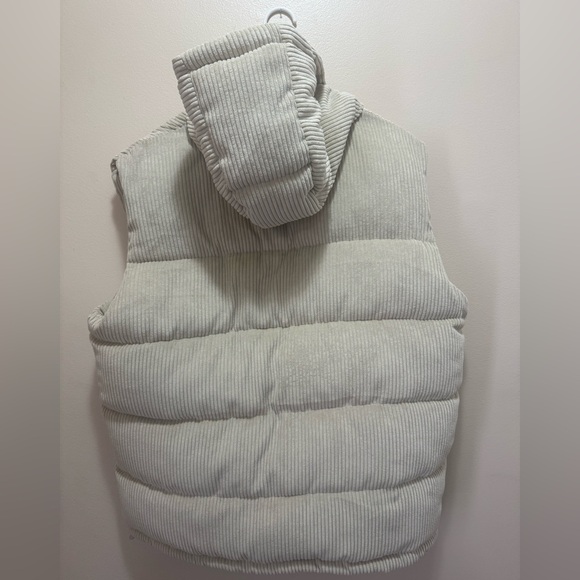 NWT Boohoo Man Cord Paneled Hooded Puffer Vest - Picture 4 of 5